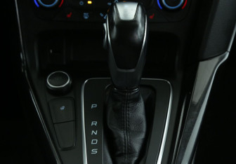 Подержанный автомобиль Ford Focus Hatchback 2018 года (14 фото)