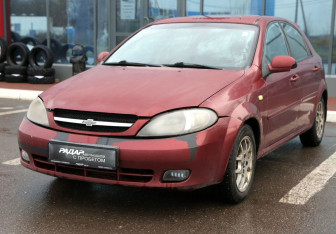 Подержанный автомобиль Chevrolet Lacetti Hatchback 2008 года (3 фото)