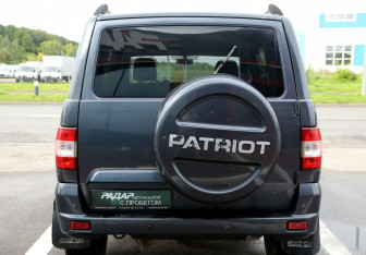 Подержанный автомобиль УАЗ Patriot 2016 года (5 фото)