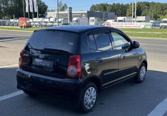 Подержанный автомобиль Kia Picanto 2009 года (3 фото)