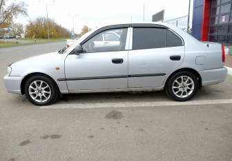 Подержанный автомобиль Hyundai Accent Sedan 2006 года (8 фото)