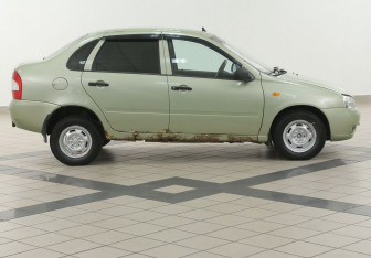 Подержанный автомобиль LADA (ВАЗ) Kalina Sedan 2006 года (5 фото)