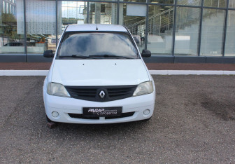Подержанный автомобиль Renault Logan Sedan 2009 года (2 фото)
