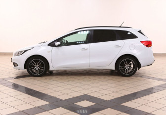Подержанный автомобиль Kia Ceed Wagon 2014 года (5 фото)