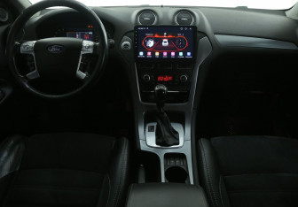 Подержанный автомобиль Ford Mondeo Sedan 2013 года (12 фото)