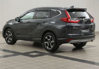Подержанный автомобиль Honda CR-V 2018 года (2 фото)