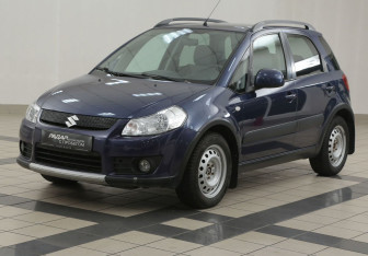 Подержанный автомобиль Suzuki SX4 Hatchback 2007 года (8 фото)