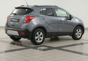 Подержанный автомобиль Opel Mokka 2014 года (4 фото)