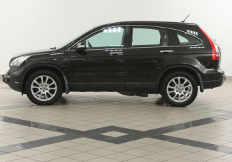 Подержанный автомобиль Honda CR-V 2009 года (7 фото)