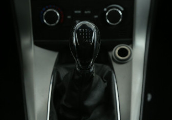 Подержанный автомобиль Chevrolet Captiva 2012 года (13 фото)