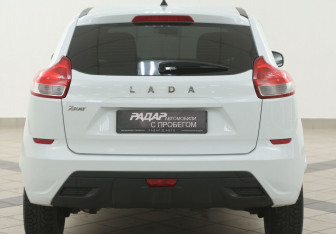 Подержанный автомобиль LADA (ВАЗ) XRAY 2020 года (3 фото)