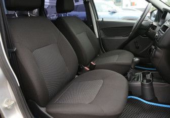 Подержанный автомобиль LADA (ВАЗ) Granta Sedan 2019 года (10 фото)