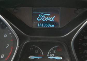 Подержанный автомобиль Ford Focus Hatchback 2014 года (17 фото)