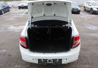 Подержанный автомобиль LADA (ВАЗ) Granta Sedan 2015 года (16 фото)