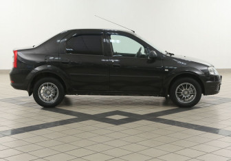 Подержанный автомобиль Renault Logan Sedan 2011 года (5 фото)