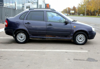 Подержанный автомобиль LADA (ВАЗ) Kalina Sedan 2007 года (7 фото)