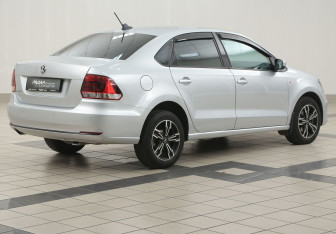 Подержанный автомобиль Volkswagen Polo Sedan 2017 года (4 фото)