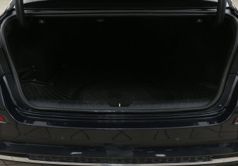 Подержанный автомобиль Kia Optima Sedan 2019 года (9 фото)