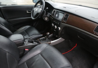 Подержанный автомобиль SsangYong Actyon 2012 года (9 фото)