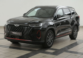 Подержанный автомобиль Chery Tiggo 8 Pro 2022 года (8 фото)