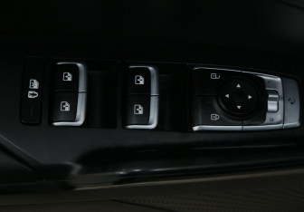 Подержанный автомобиль Kia K5 2020 года (12 фото)
