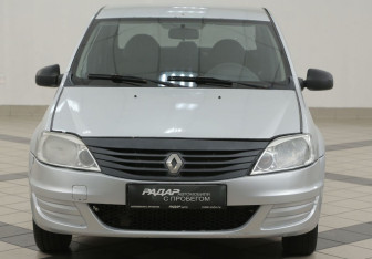 Подержанный автомобиль Renault Logan Sedan 2013 года (6 фото)