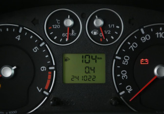 Подержанный автомобиль Ford Fusion 2006 года (17 фото)