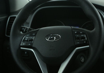 Подержанный автомобиль Hyundai Tucson 2019 года (16 фото)