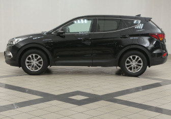 Подержанный автомобиль Hyundai Santa Fe 2018 года (7 фото)