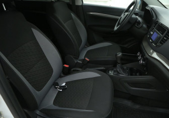 Подержанный автомобиль LADA (ВАЗ) Vesta Sedan 2024 года (10 фото)