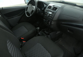 Подержанный автомобиль LADA (ВАЗ) Granta Wagon 2023 года (9 фото)