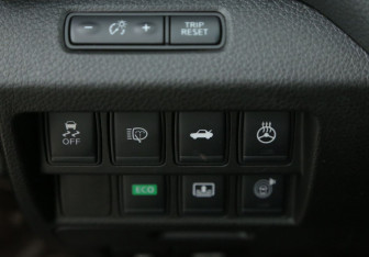 Подержанный автомобиль Nissan Teana 2014 года (20 фото)