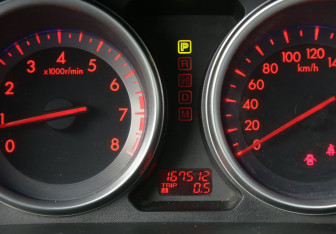 Подержанный автомобиль Mazda CX-9 2008 года (19 фото)