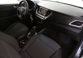 Подержанный автомобиль Hyundai Solaris Sedan 2017 года (7 фото)
