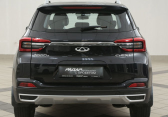 Подержанный автомобиль Chery Tiggo 4 2021 года (3 фото)