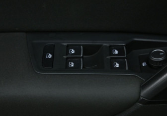 Подержанный автомобиль Volkswagen Tiguan 2018 года (16 фото)