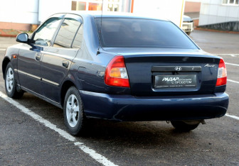 Подержанный автомобиль Hyundai Accent Sedan 2008 года (4 фото)