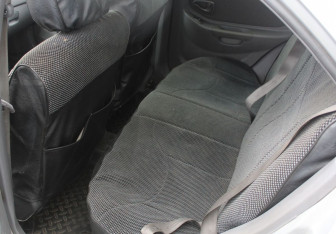 Подержанный автомобиль Hyundai Accent Sedan 2003 года (12 фото)