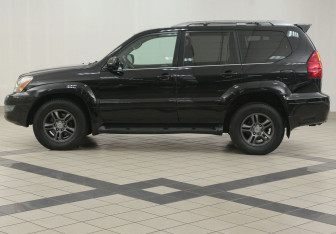 Подержанный автомобиль Lexus GX 2006 года (7 фото)