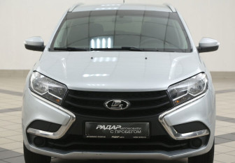 Подержанный автомобиль LADA (ВАЗ) XRAY 2021 года (6 фото)