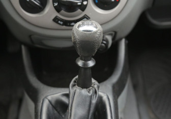 Подержанный автомобиль Chevrolet Lacetti Hatchback 2007 года (15 фото)