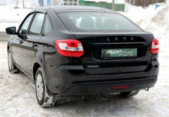 Подержанный автомобиль LADA (ВАЗ) Granta Liftback 2022 года (4 фото)
