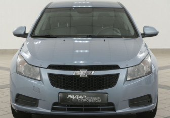 Подержанный автомобиль Chevrolet Cruze Sedan 2010 года (6 фото)