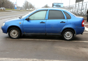 Подержанный автомобиль LADA (ВАЗ) Kalina Sedan 2008 года (8 фото)