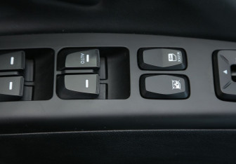 Подержанный автомобиль Hyundai ix35 2015 года (18 фото)