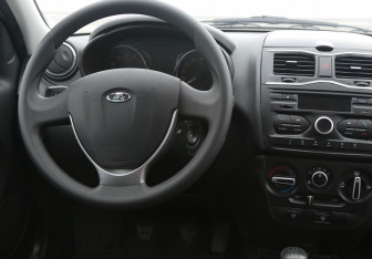 Подержанный автомобиль LADA (ВАЗ) Granta Liftback 2022 года (14 фото)