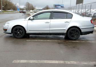 Подержанный автомобиль Volkswagen Passat Sedan 2007 года (8 фото)