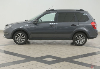 Подержанный автомобиль LADA (ВАЗ) Granta Wagon 2020 года (7 фото)