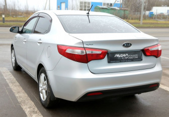 Подержанный автомобиль Kia Rio Sedan 2011 года (4 фото)