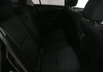 Подержанный автомобиль Mazda 3 Sedan 2012 года (11 фото)
